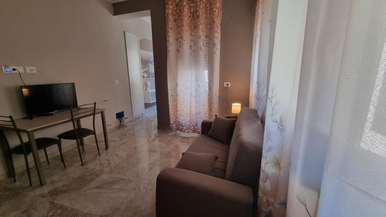 Casa Vacanze Giulia ジャッレ エクステリア 写真